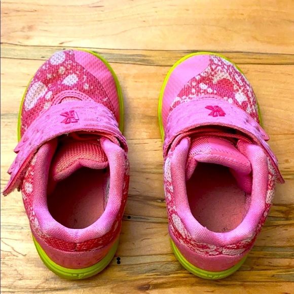 Nike Kyrie 5 ‘SpongeBob’ - Picture 4 of 8